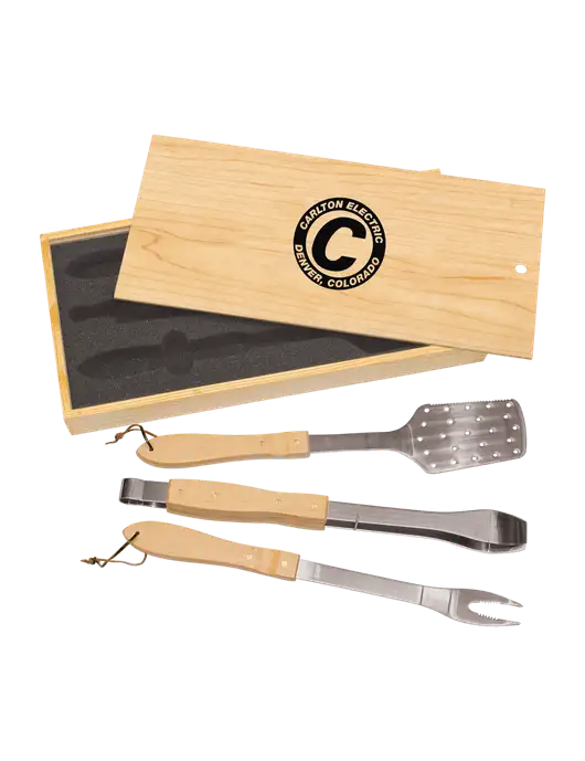 Wood BBQ Gift Set w/Carlton Electric Logo